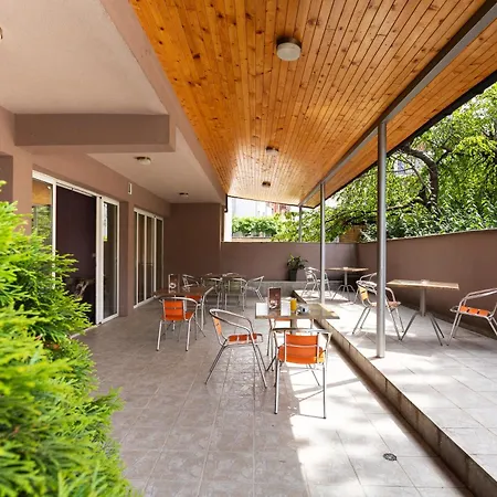 брод - безплатен паркинг 3* София