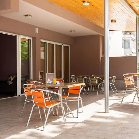 брод - безплатен паркинг Хотел