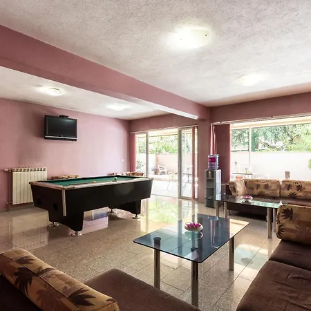 Brod - Free Parking 3* Sofia